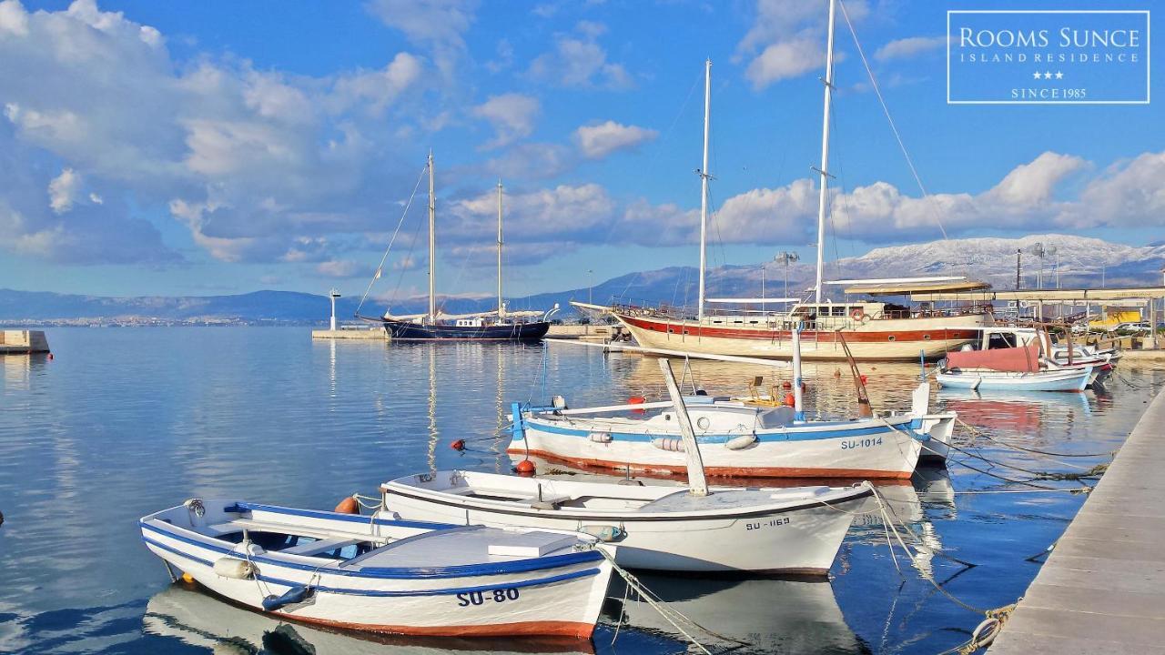 Apartments Residence Sunce Supetar - Cozy Base To Stay And Explore Island Brac Free Parking エクステリア 写真