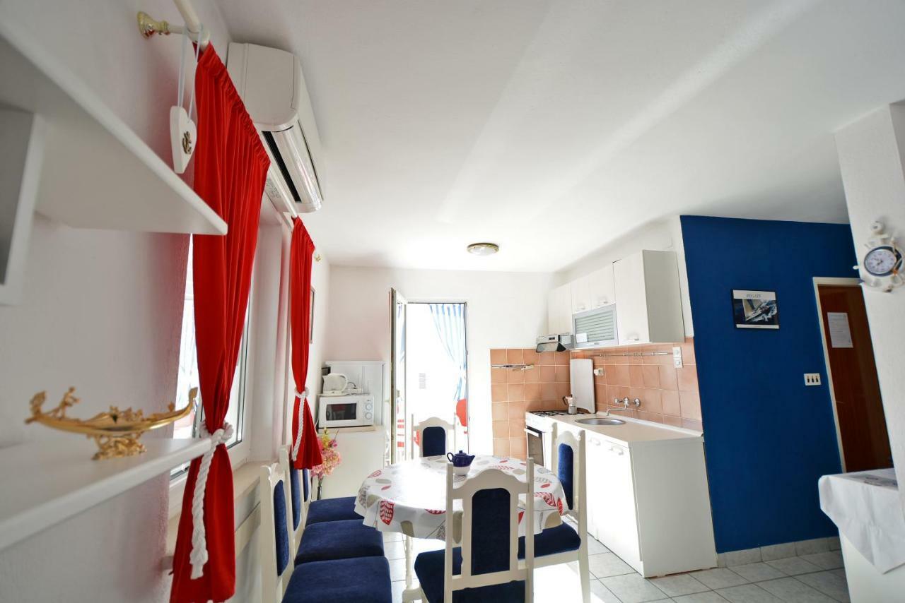 Apartments Residence Sunce Supetar - Cozy Base To Stay And Explore Island Brac Free Parking エクステリア 写真